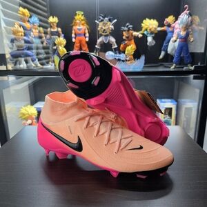 Nike Phantom Luna II Pro FG Crimson Pink Cleats Men’s Size 9.5 NEW